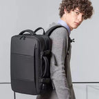 Mochila de Viagem Montvani MV408 - Notebook 17`, Expansível, Impermeável e Porta USB