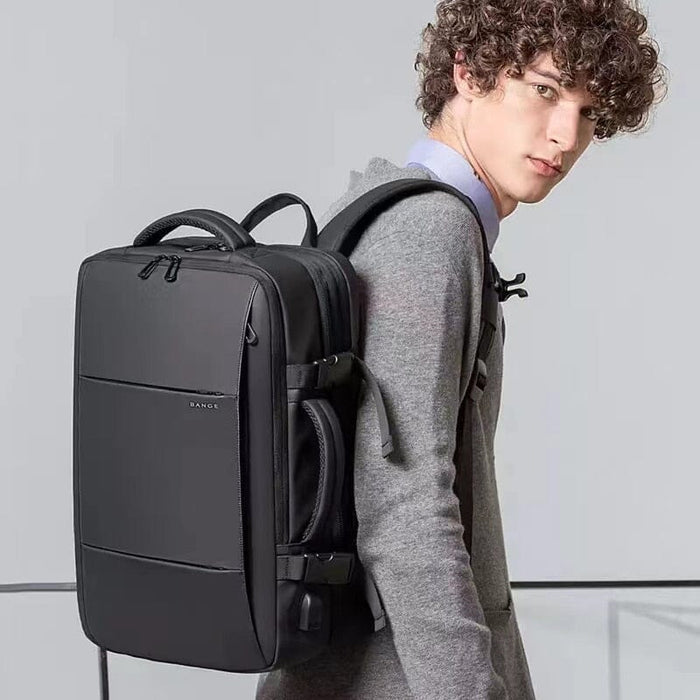 Mochila de Viagem Montvani MV408 - Notebook 17`, Expansível, Impermeável e Porta USB